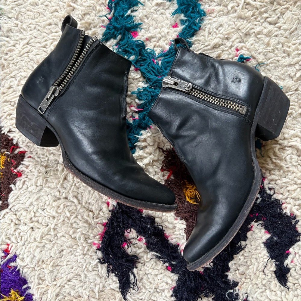 Frye Sacha Moto Short Boots Booties